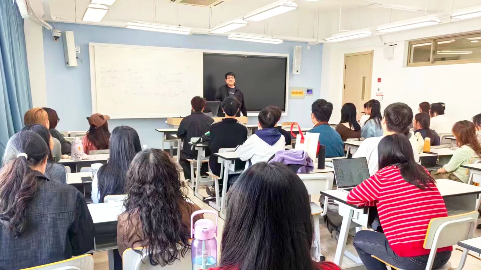 动态 | 银河集团186net评估受邀出席上海对外经贸大学产教融合金融人才作育钻研会暨金融治理学院建院30周年岁念大会并开展校招宣讲会